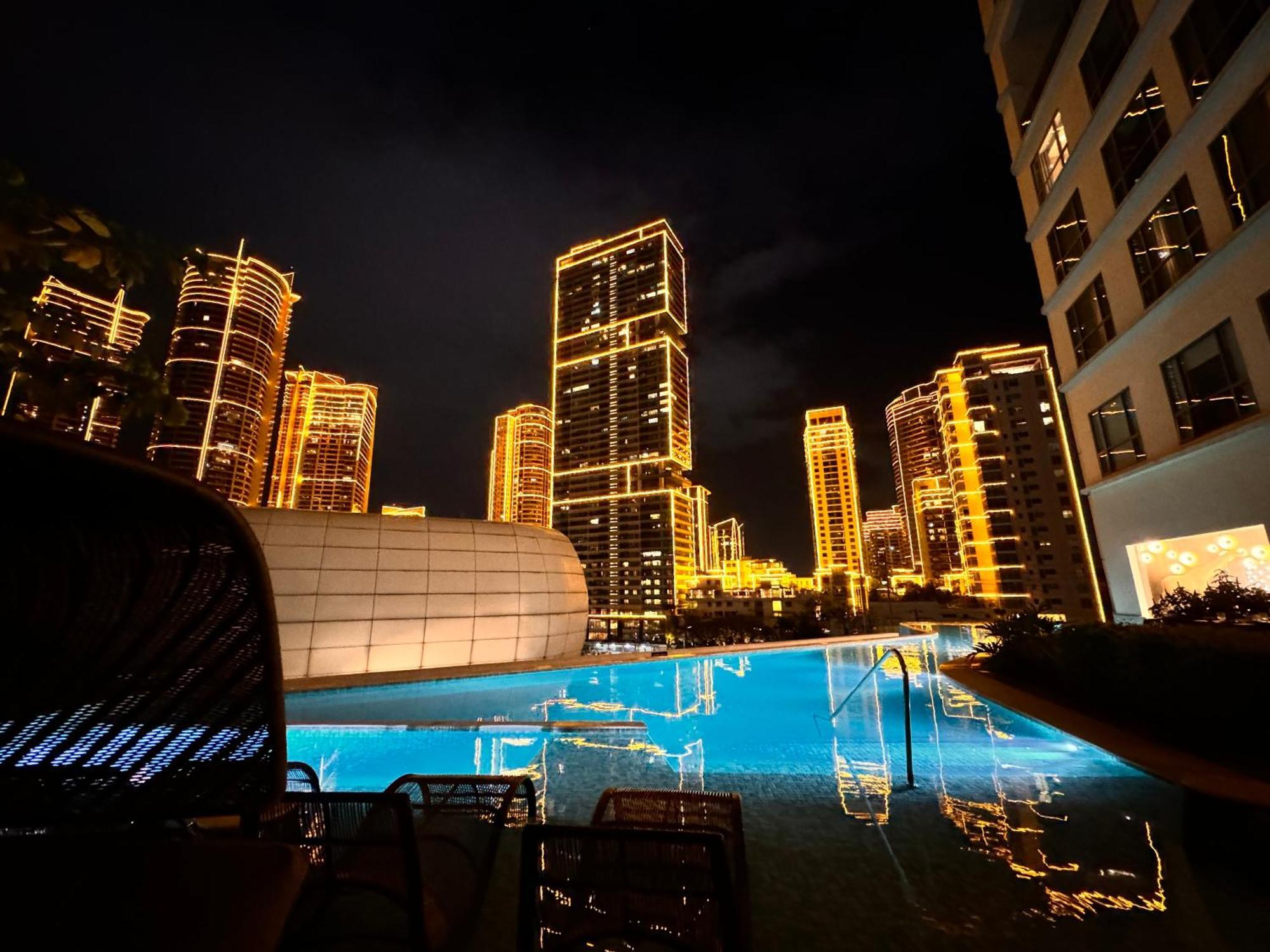 Luxxe Interior Design Condo - Novotel Residences At Acqua Private Residences Mandaluyong Exterior foto